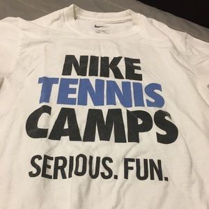 Nike tee used for sale